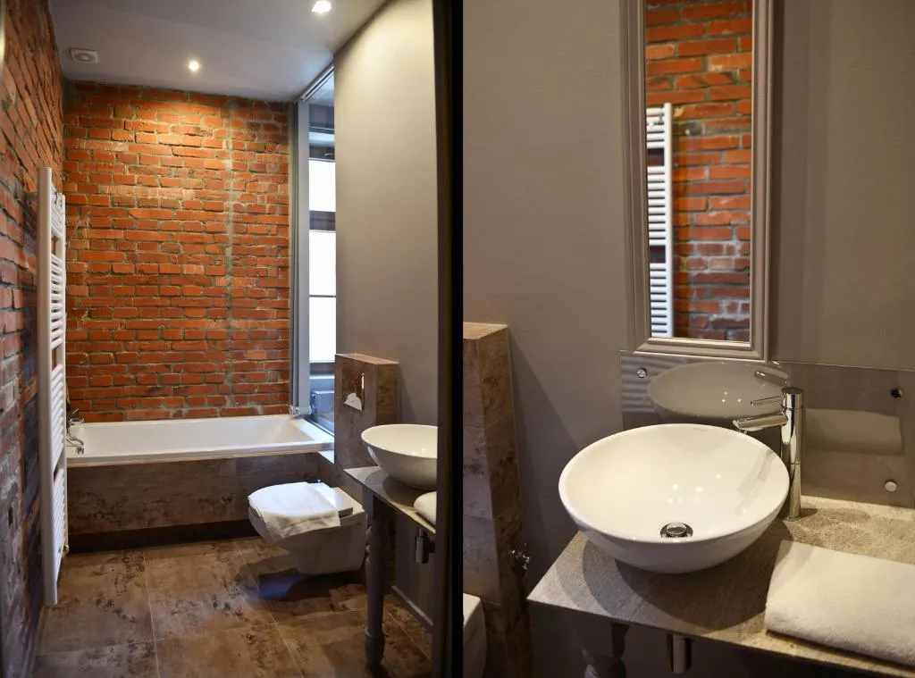 APARTMENT TWO BEDROOMS TWO BATHROOMS Room, La Gioia Grey Stylish Apartments, Krakow
