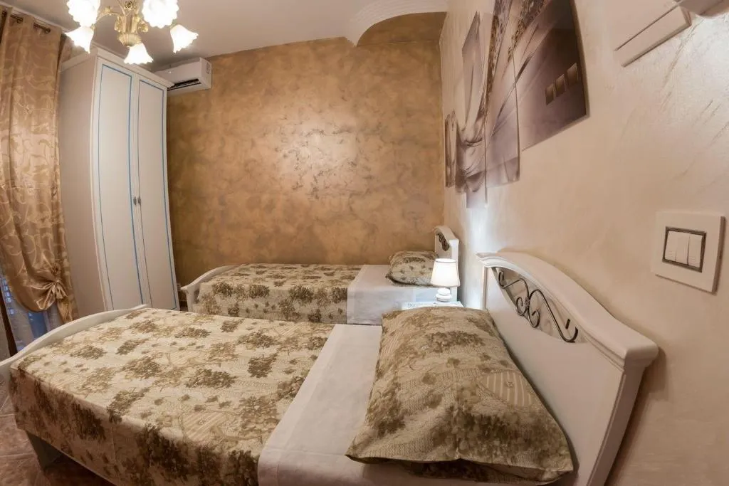 Room, B&B Annamaria, Catania