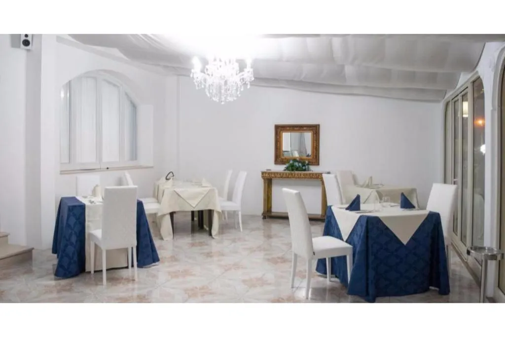 Restaurant, Porto Azzurro, Taormina