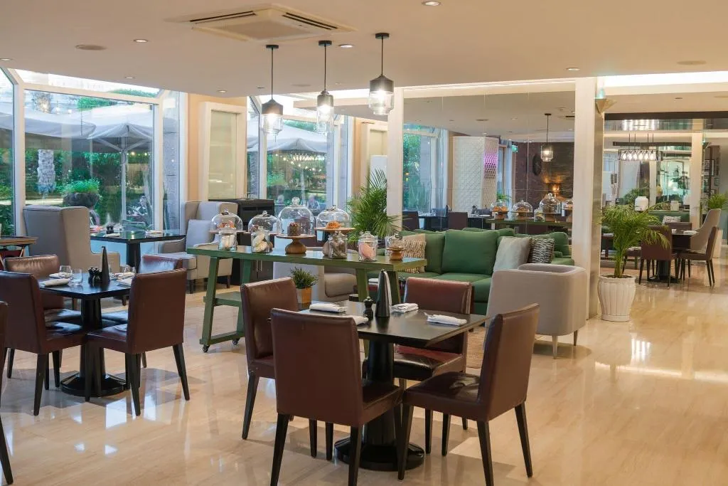 Restaurant, Dubai Marriott Harbour Hotel & Suites, Dubai