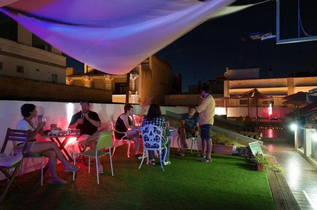 Bar, The Nomad Hostel, Seville