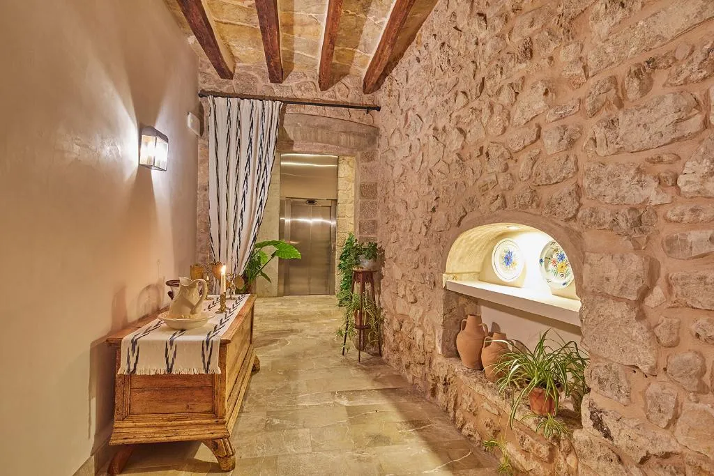 Room, Cas Comte Petit Hotel & Spa, Majorca