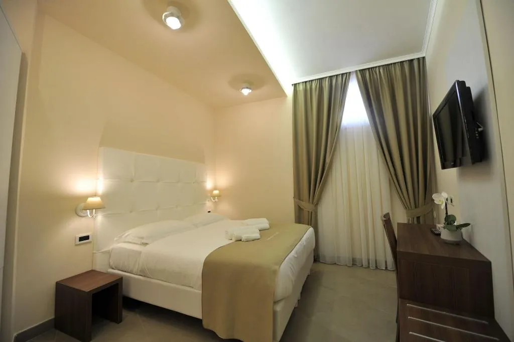 Room, Villa Zaccardi, Rome