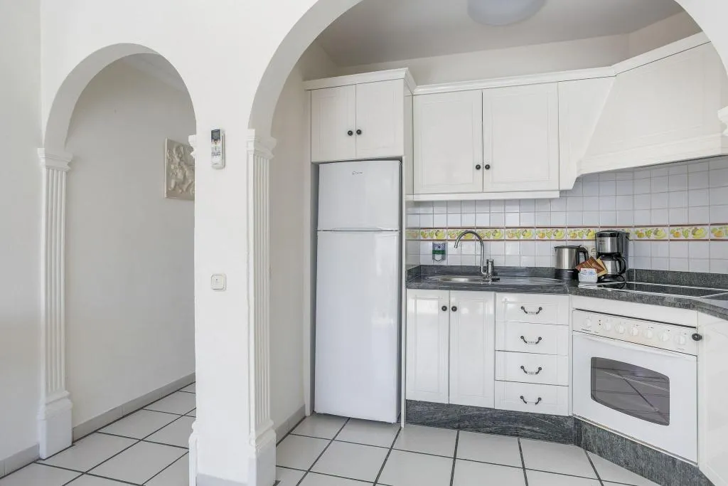 APARTMENT WITH DOUBLE BED Room, Santa Barbara Golf & Ocean Golf Club, Tenerife