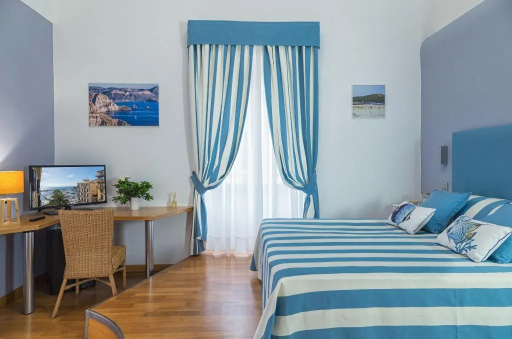 Room, Casa D Amare, Naples