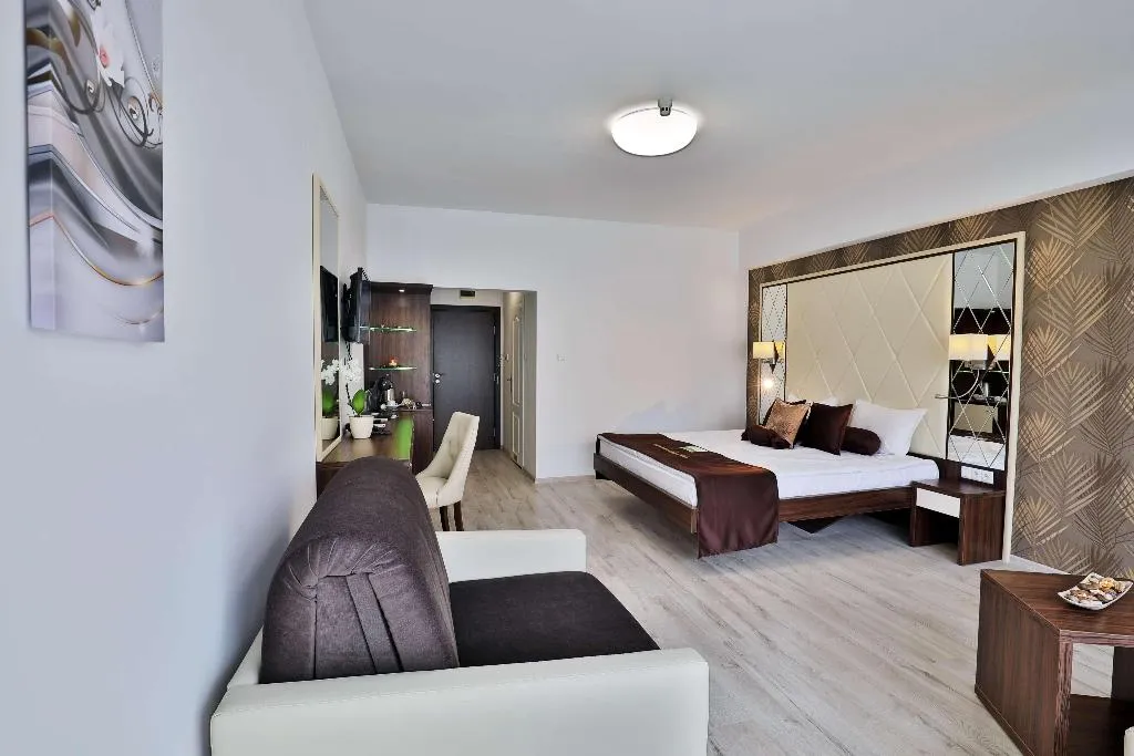 Room, Prestige Deluxe Hotel Aquapark Club, Varna
