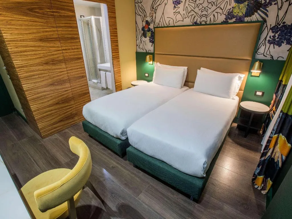Room, Mercure Roma Centro St. John, Naples