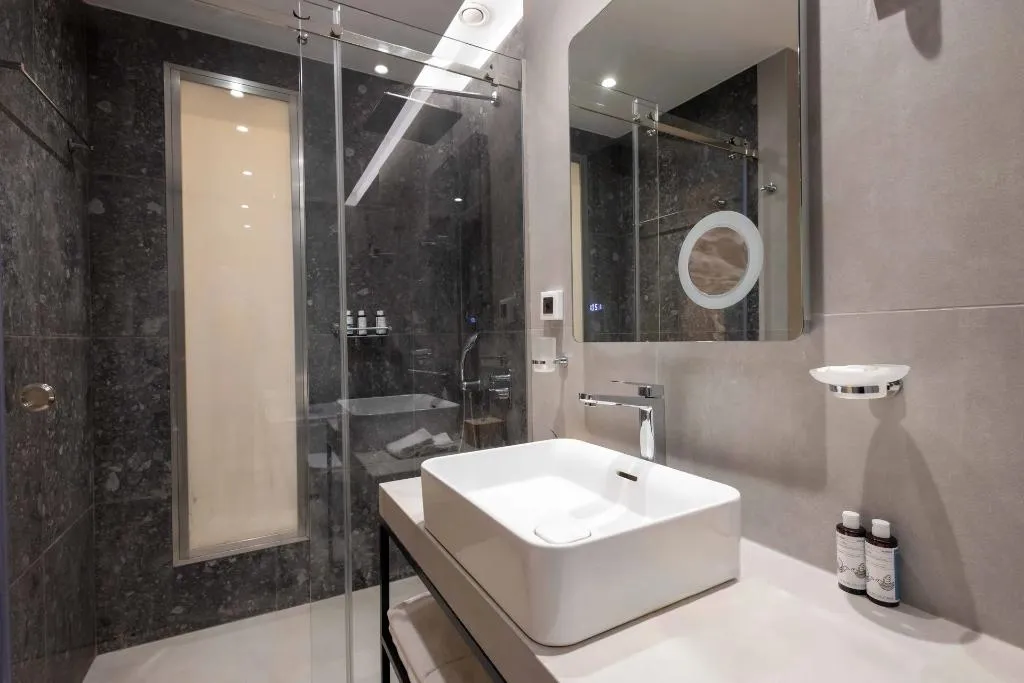 DOUBLE DELUXE Room, Aeifos Boutique Hotel, Santorini