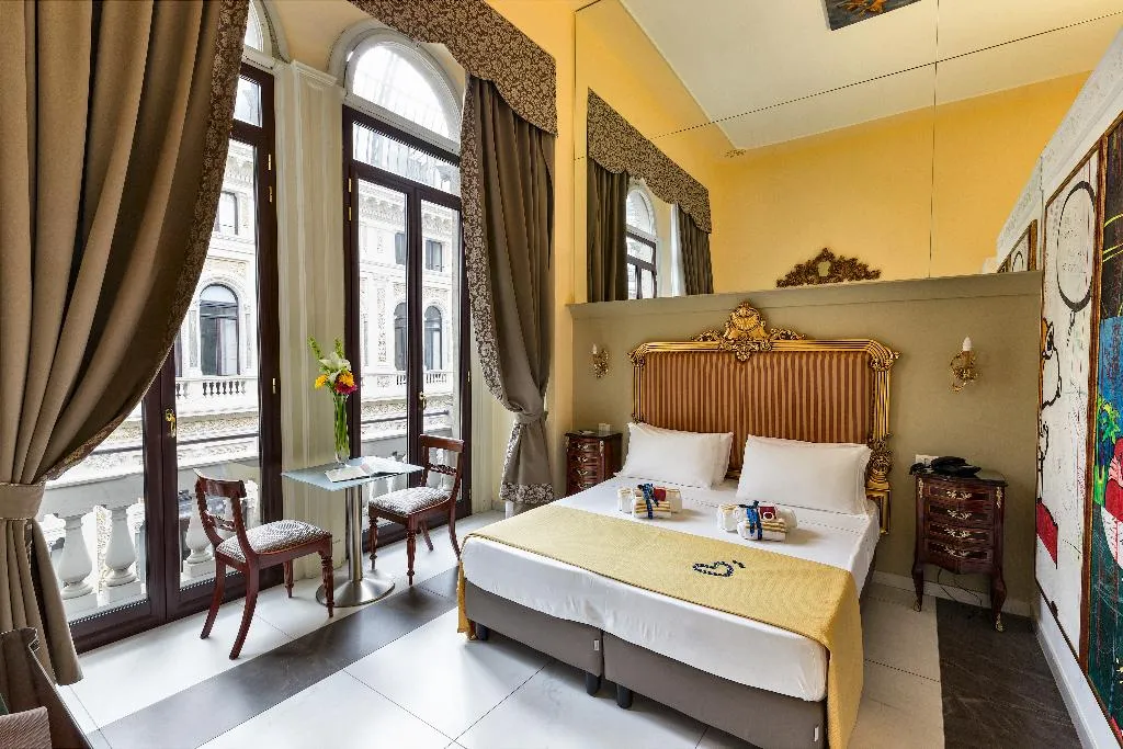 Room, Art Resort Galleria Umberto, Naples