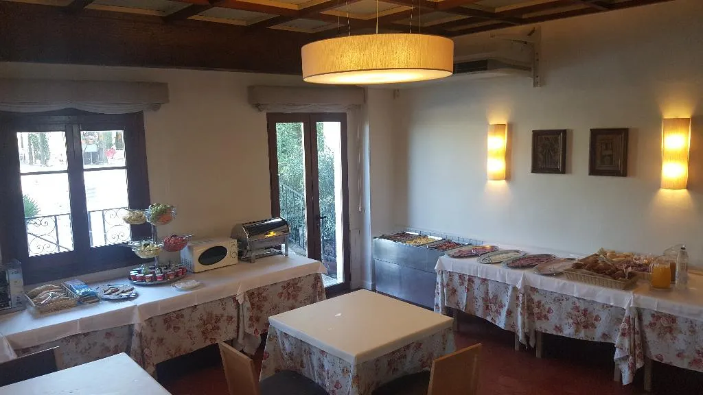 TRIPLE STANDARD Room, La Carreta, Valencia