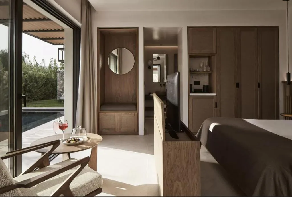 SUITE WITH PRIVATE POOL Room, The Olivar Suites, Corfu