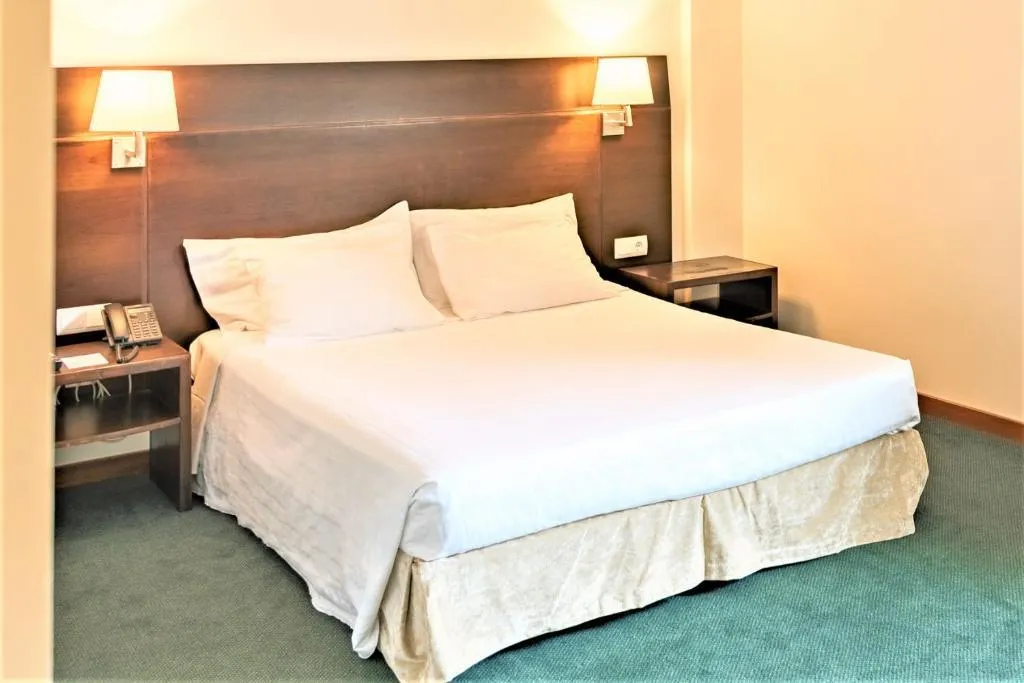 DOUBLE STANDARD Room, Amazonia Jamor, Lisbon