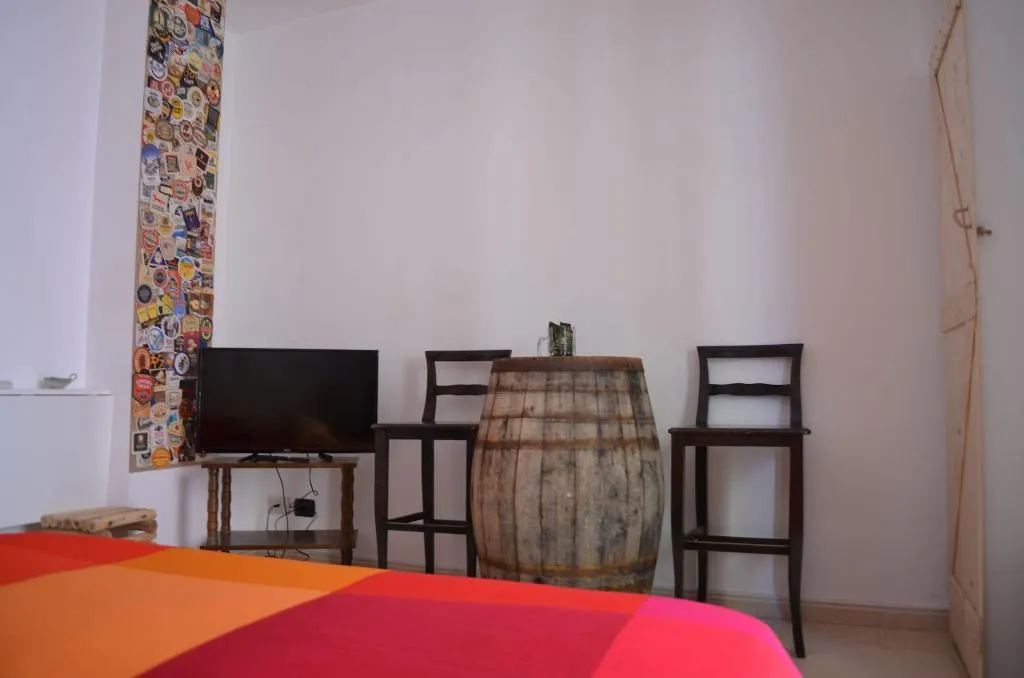 Room, Taormina Bed And Beercraft, Taormina