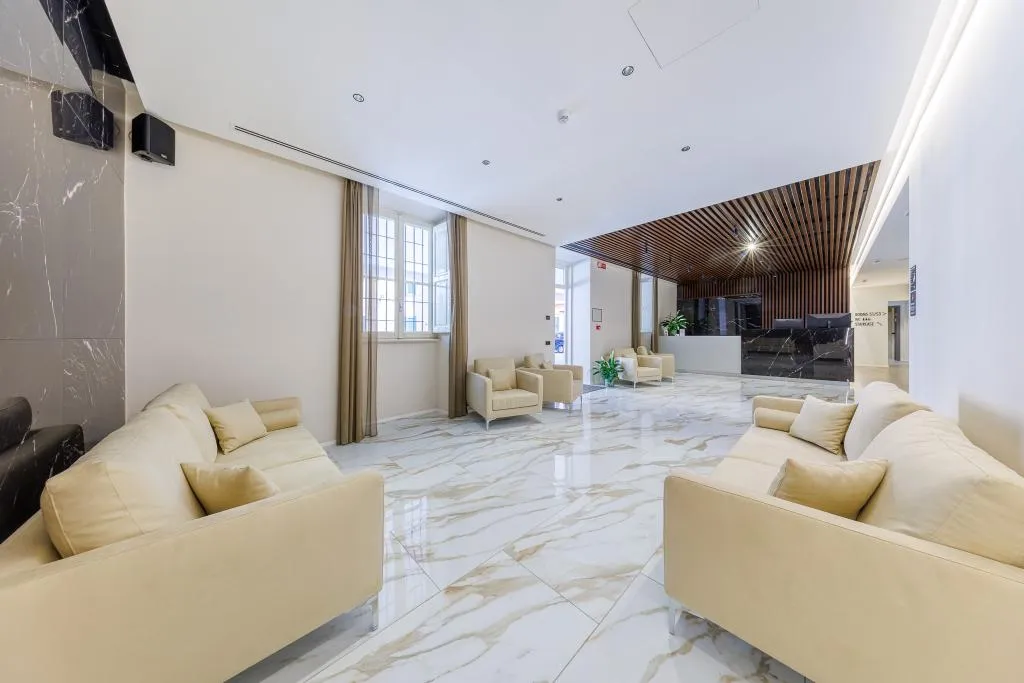 Lobby, Casa San Giuseppe (Roma San Giovanni), Naples