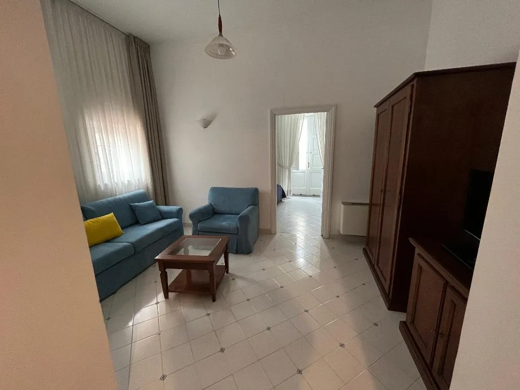 APARTMENT WITH BALCONY Room, Antico Palazzo Scala, Naples