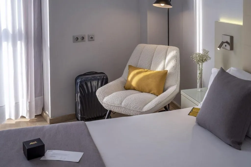DOUBLE SINGLE USE COMFORT Room, Serhs del Port, Barcelona