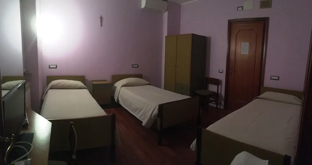 TRIPLE STANDARD Room, Casa Nostra Signora (Casa per Ferie), Rome