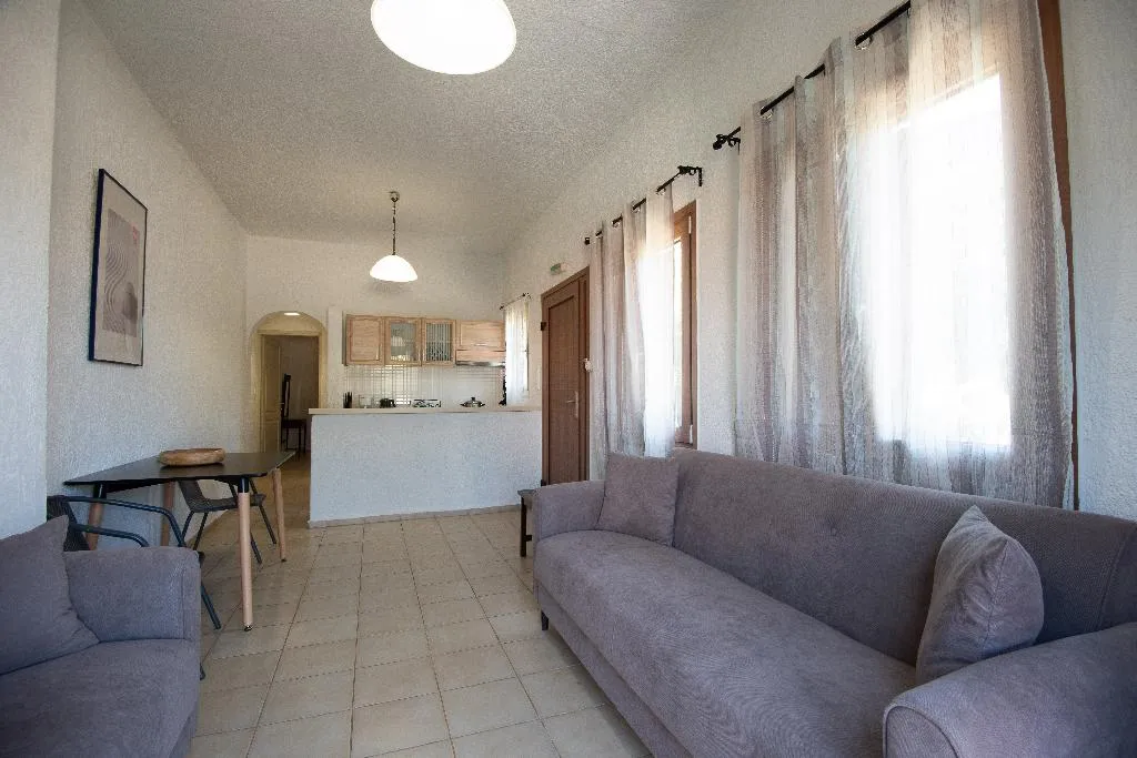 APARTMENT GARDEN VIEW Room, Athina Villas, Crete