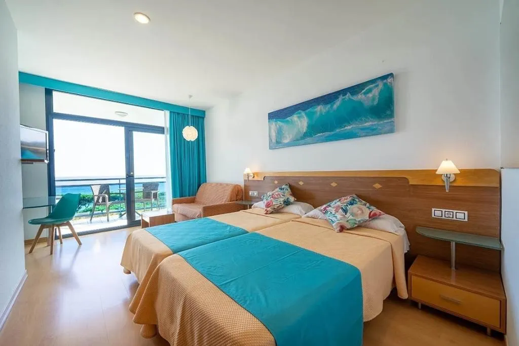 TRIPLE SEA VIEW Room, Blaucel, Costa Brava