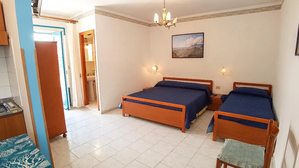 APARTMENT WITH BALCONY Room, Casa Vittorio, Catania