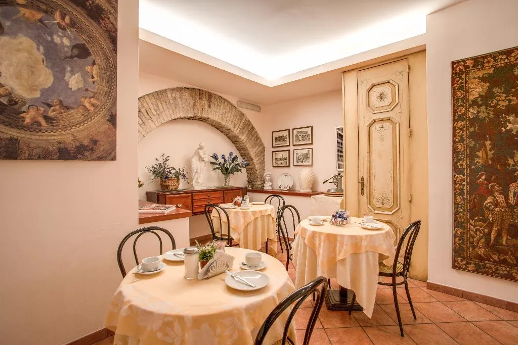 Restaurant, Corona, Rome