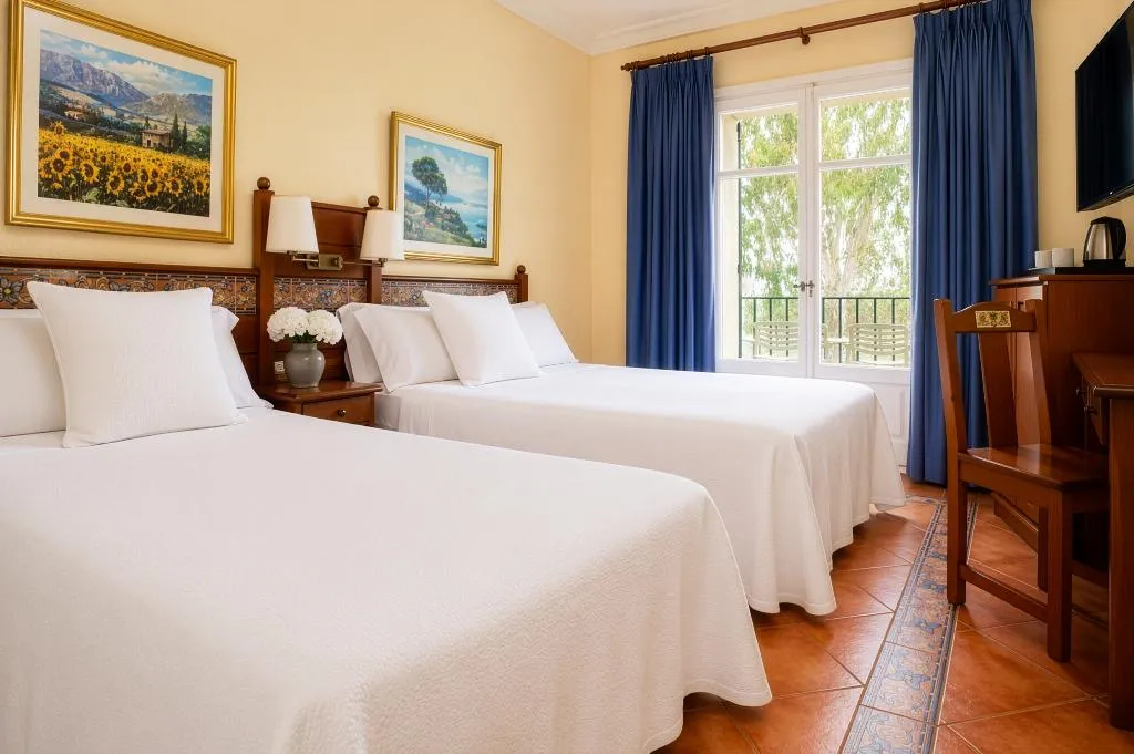 Double or Twin SUPERIOR Room, Hotel Roses Platja, Costa Brava