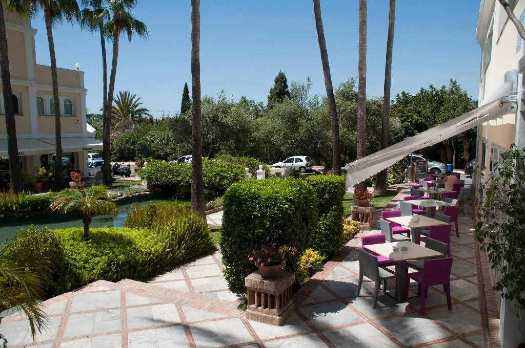 Bar, Aloha Gardens, Costa Del Sol