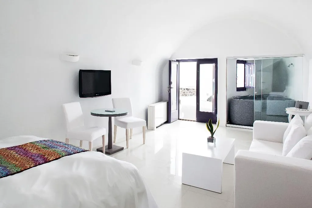 SUITE SUPERIOR SEA VIEW Room, Katikies Chromata Santorini - The Leading Hotels, Santorini