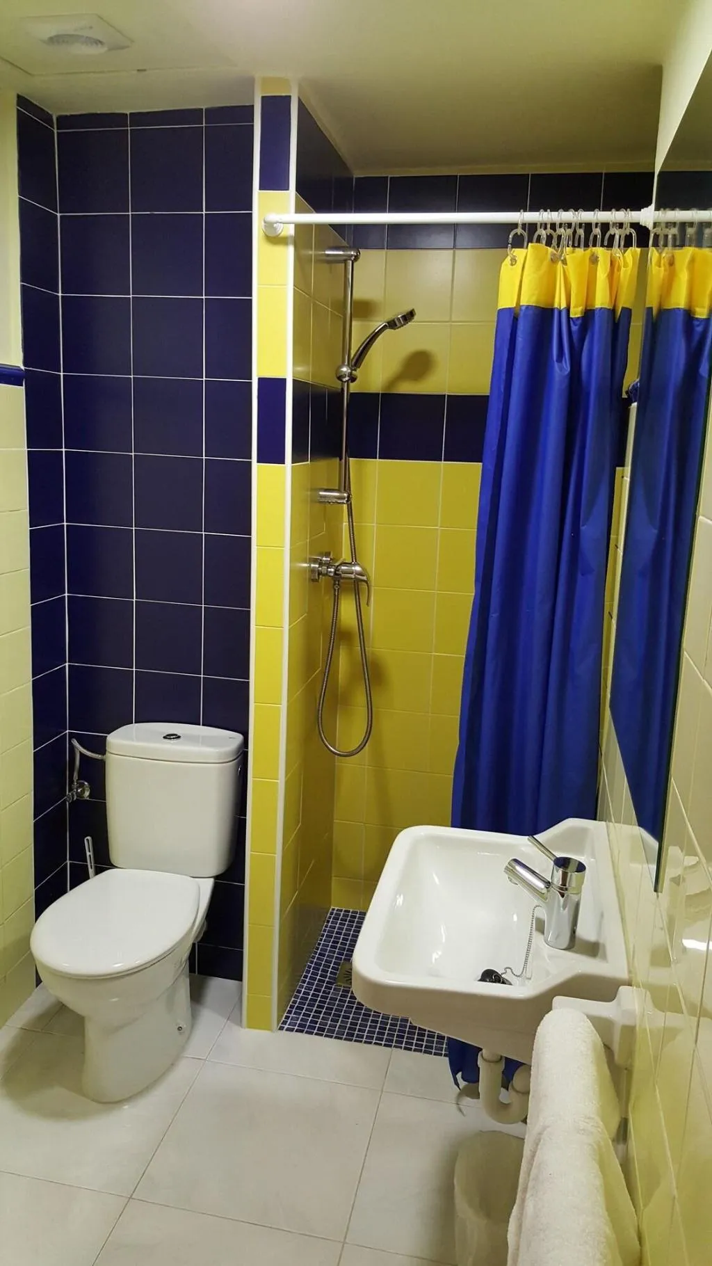 Room, Hostal Residencia Catalina, Costa Brava