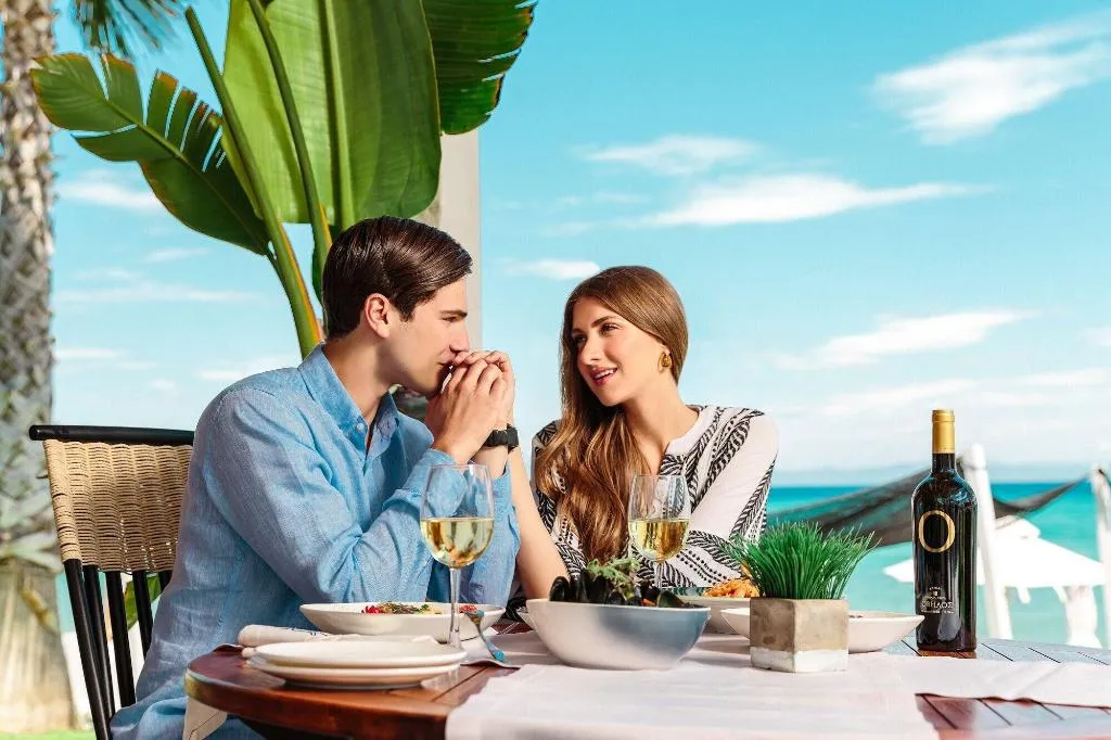 Restaurant, Blue Carpet Luxury Suites, Halkidiki