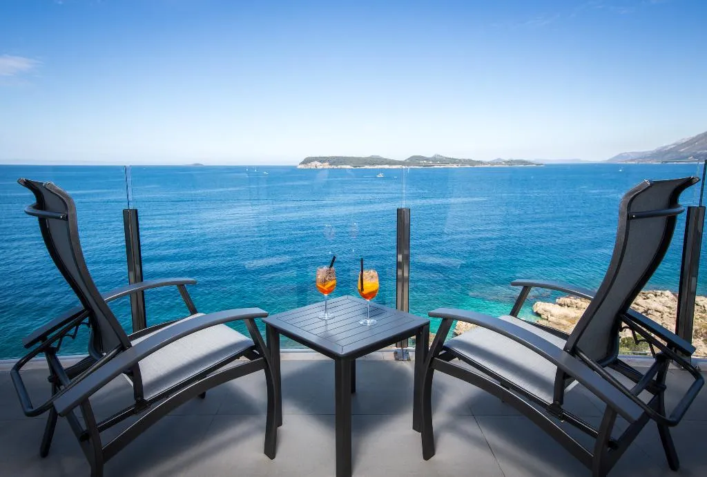 DOUBLE DELUXE SEA VIEW WITH BALCONY Room, Royal Blue hotel, Dubrovnik