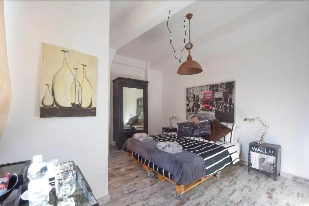 Room, Letto E Latte, Naples