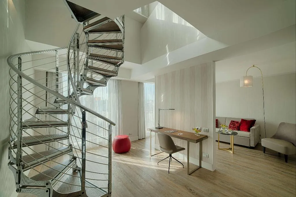 SUITE DUPLEX Room, NH Collection Roma Centro, Rome