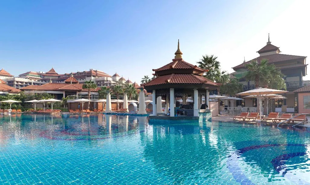 Pool, Anantara The Palm Dubai Resort, Dubai