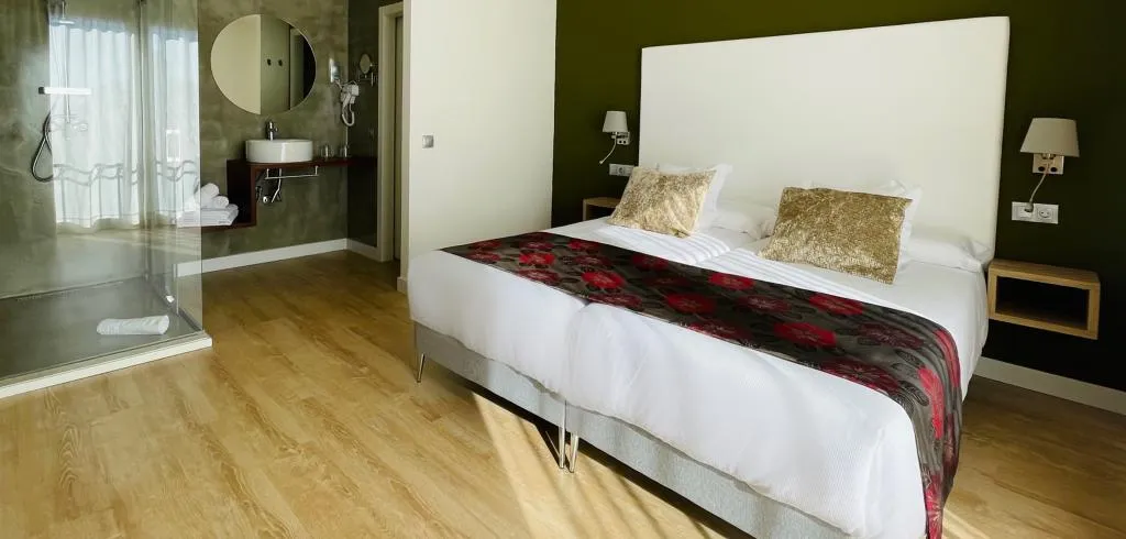Double or Twin DELUXE LAND VIEW Room, Añoreta Suites, Costa Del Sol