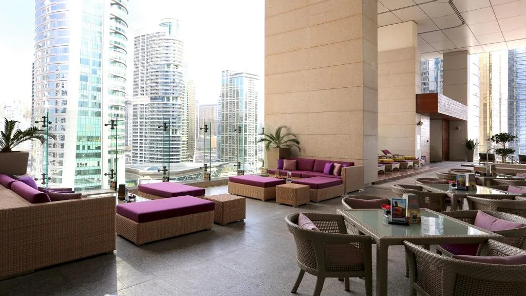 Restaurant, voco Bonnington Dubai, Dubai
