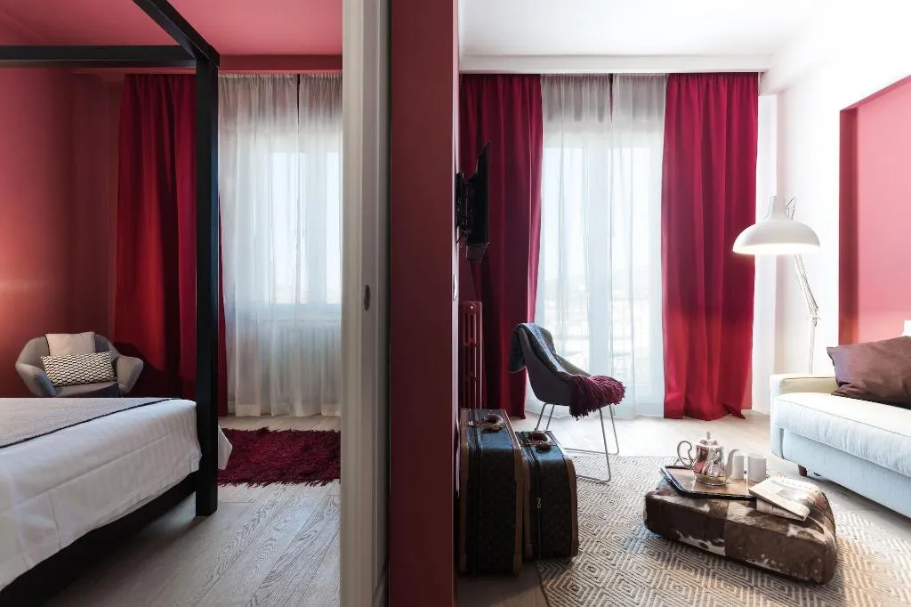 Room, B B Lorena Suites, Florence
