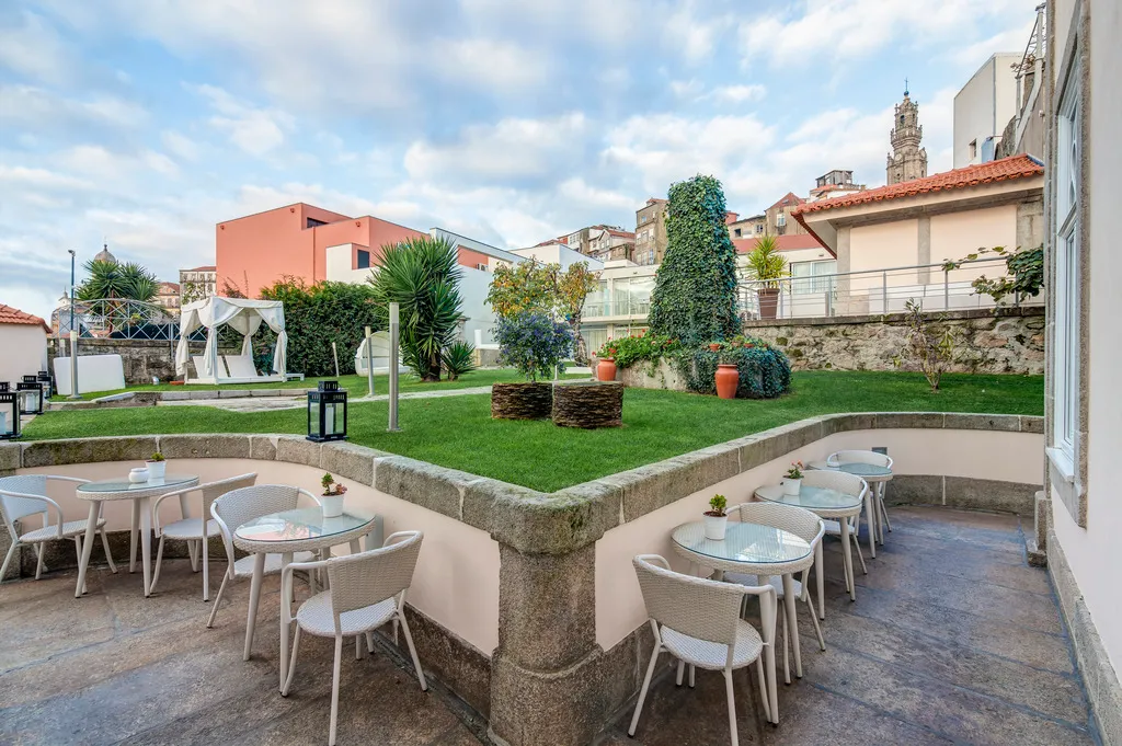 Terrace, Oca Flores Hotel Boutique, Porto