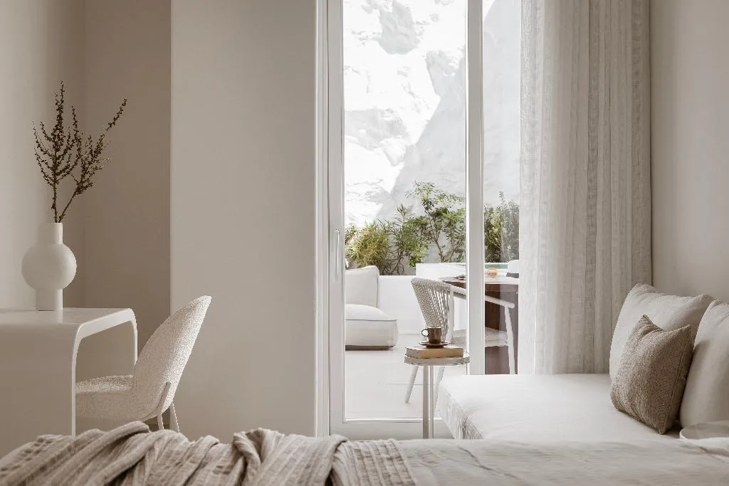 JUNIOR SUITE WITH JACUZZI Room, Lovia Mykonos, Mykonos