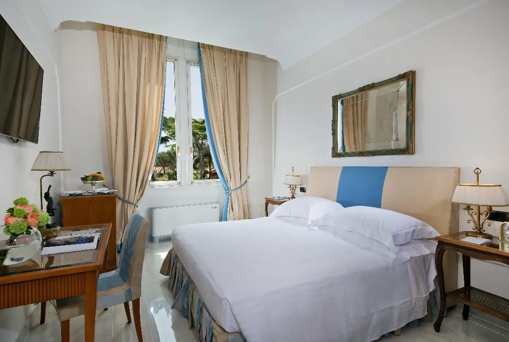 DOUBLE SINGLE USE DELUXE Room, Aldrovandi Villa Borghese, Rome