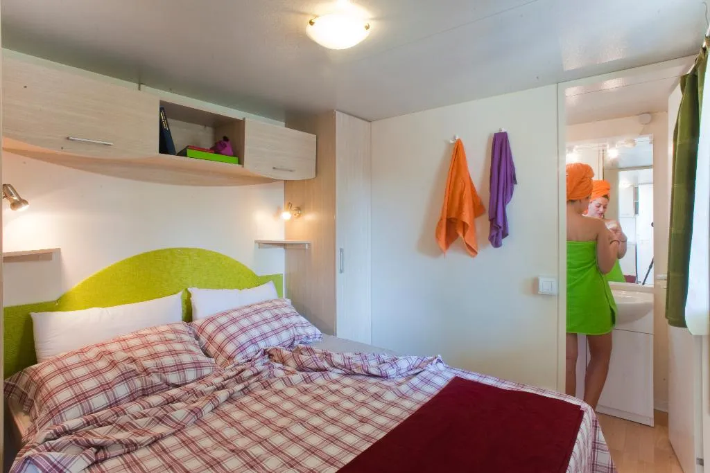 BUNGALOW CAPACITY 3 Room, hu I Pini Village, Rome