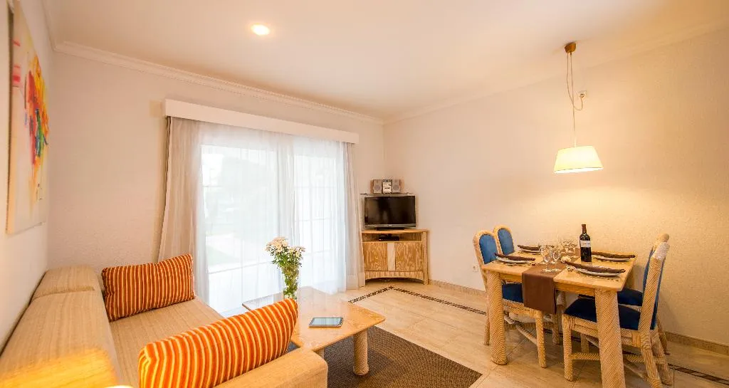 APARTMENT ONE BEDROOM Room, Ona Village Cala d'Or, Majorca