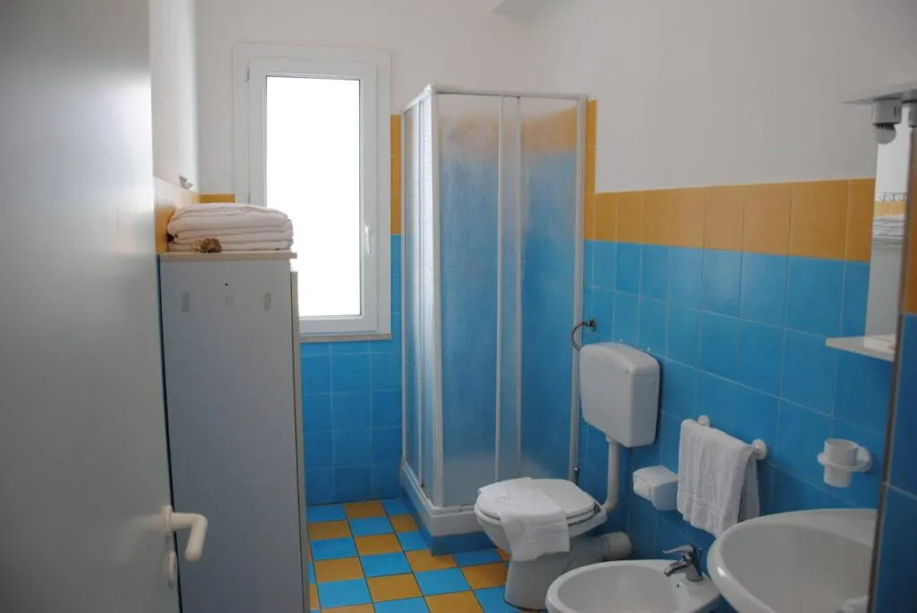 APARTMENT FOUR BEDROOMS Room, Lumia Case Vacanze, Catania
