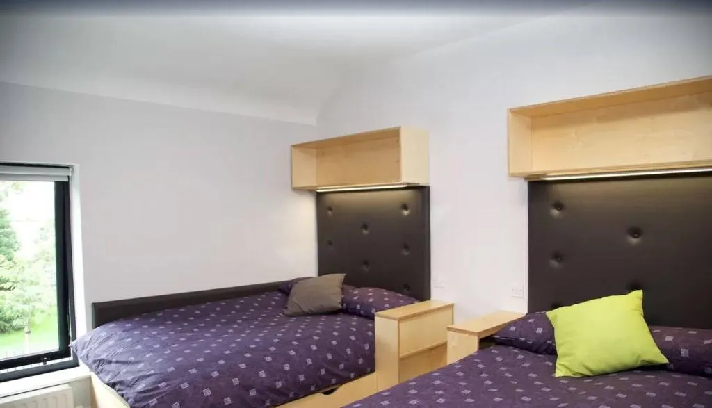 Room, Broadstone Hall, Dublin