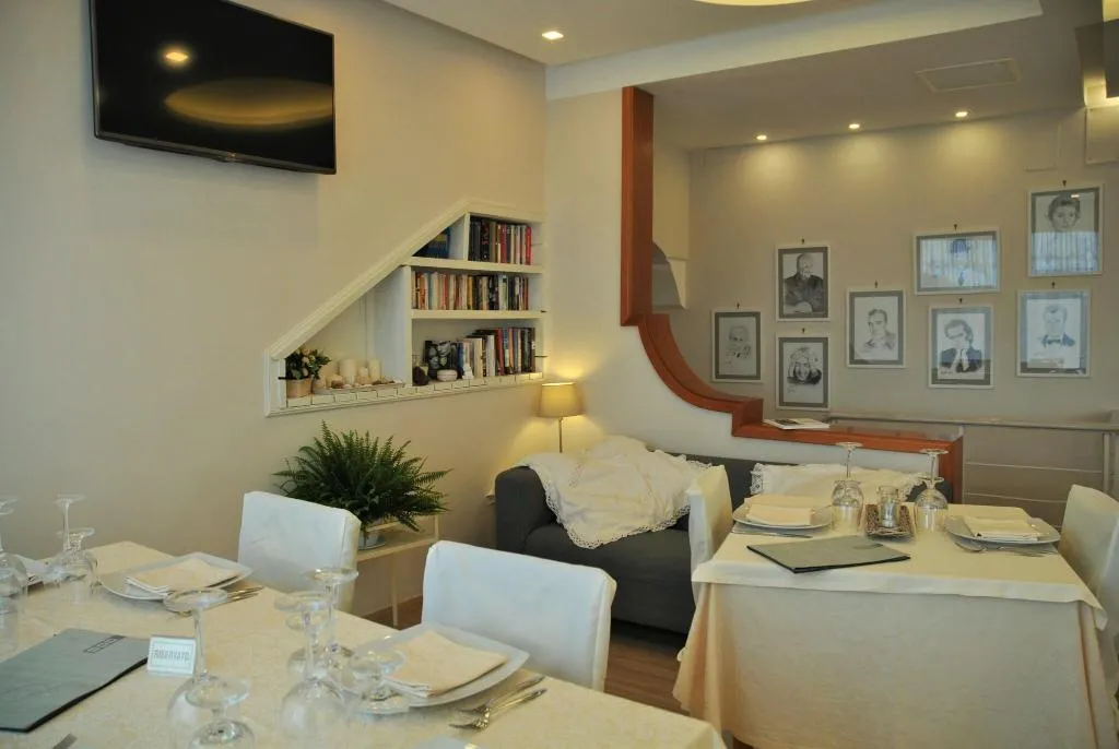 Restaurant, Villa Fiorita, Naples