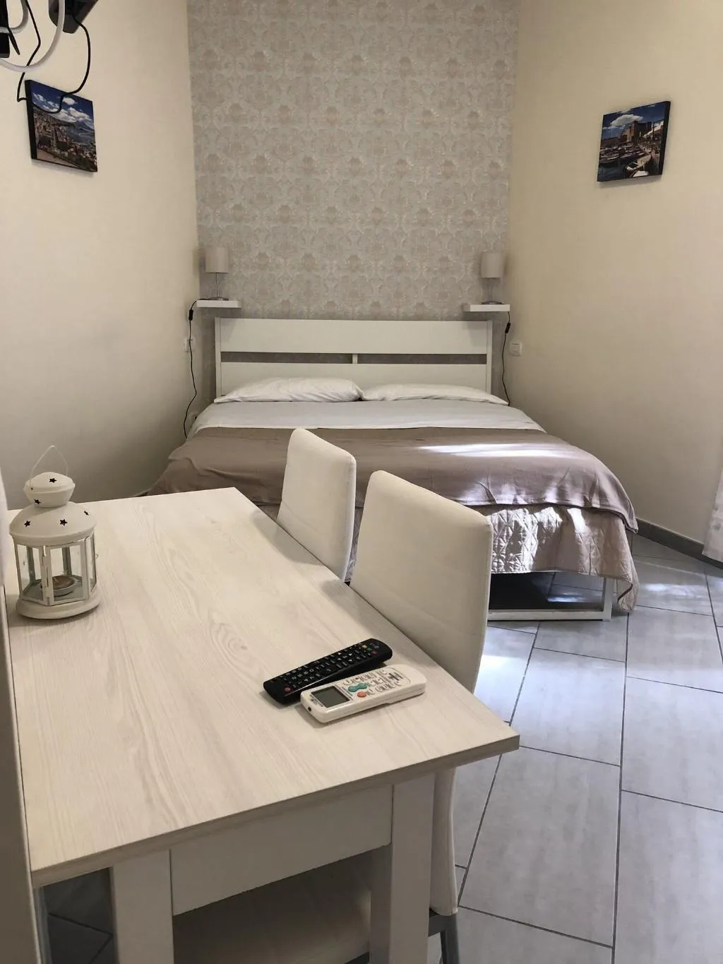Room, B&B 248, Naples