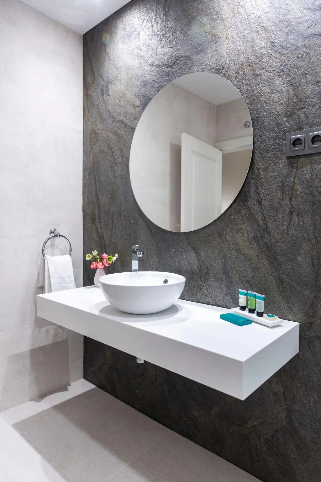 DOUBLE STANDARD Room, Serrano, Madrid