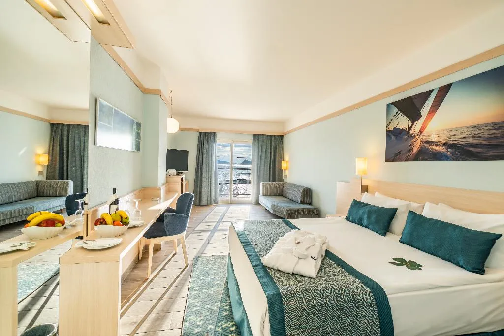 DOUBLE SINGLE USE POOL VIEW Room, La Blanche Resort & Spa, Bodrum