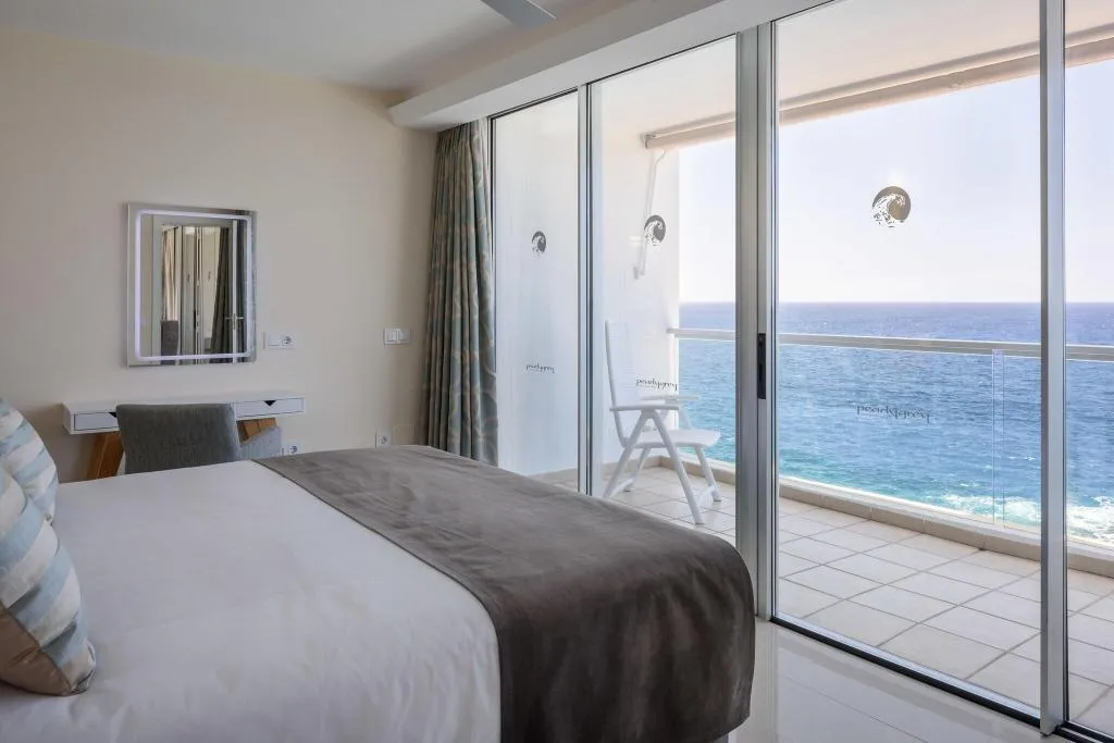 Room, Pearly Grey Ocean Club Apartments & Suites, Tenerife