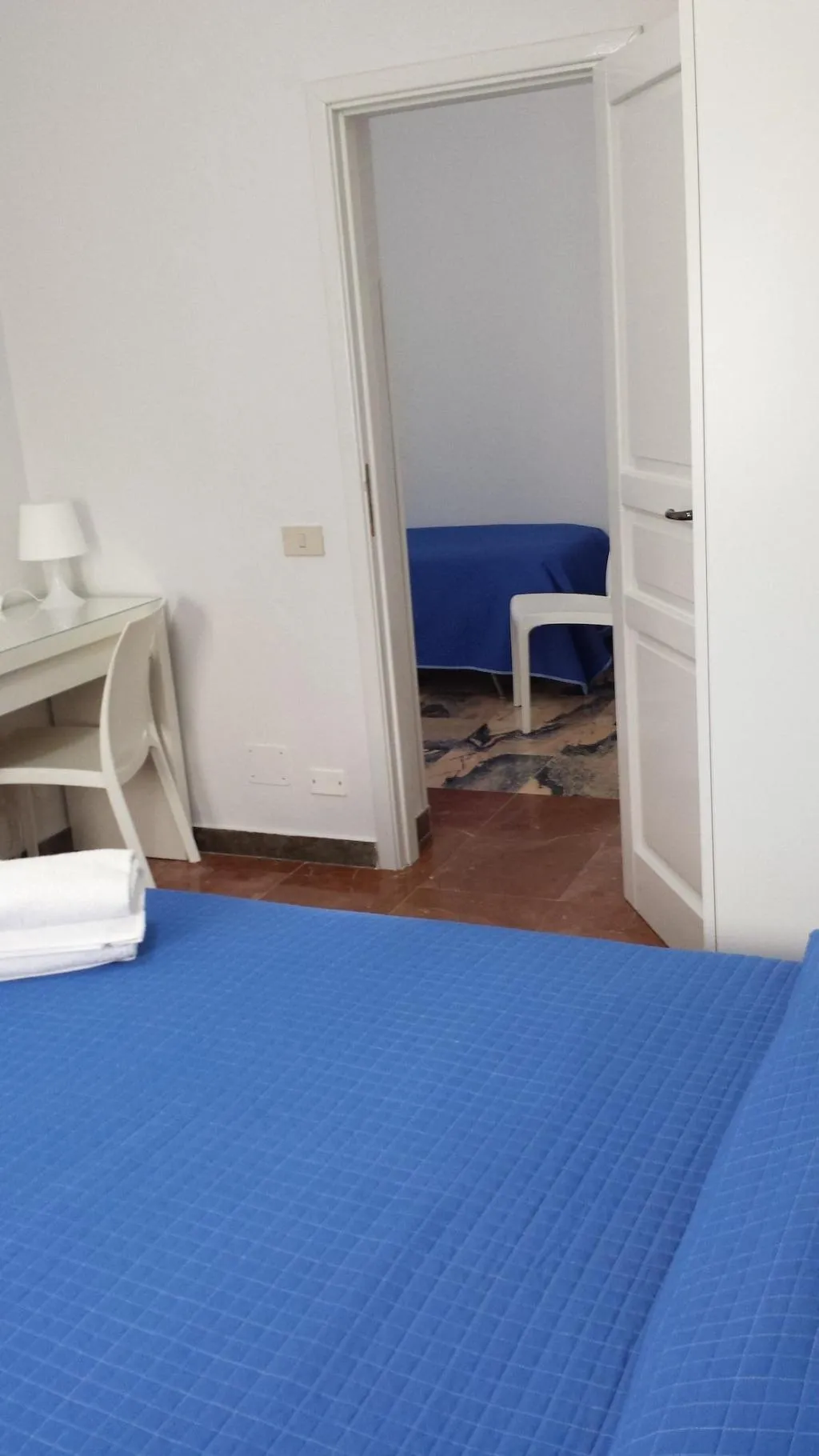 Room, Miss Sicily B&B, Palermo